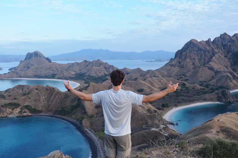 How-Much-Does-a-Liveaboard-in-Labuan-Bajo-Cost-in-2025-Wallpaper