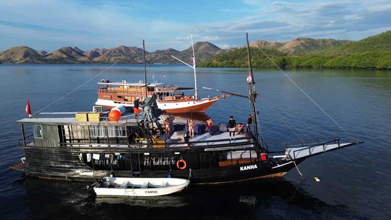 Open-Trip-Labuan-Bajo-dan-Wae-Rebo-2025---2026