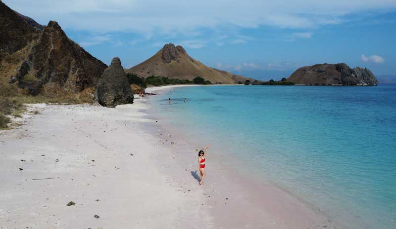 Open-Trip-Labuan-Bajo-dan-Wae-Rebo-2025---2026-wallpaper