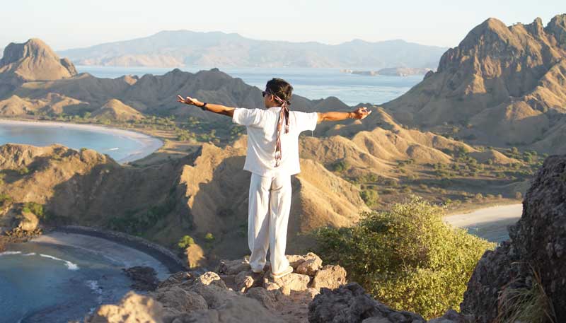 Trekking-Pulau-Padar-Berapa-Lama-dan-Kapan-Waktu-Terbaiknya