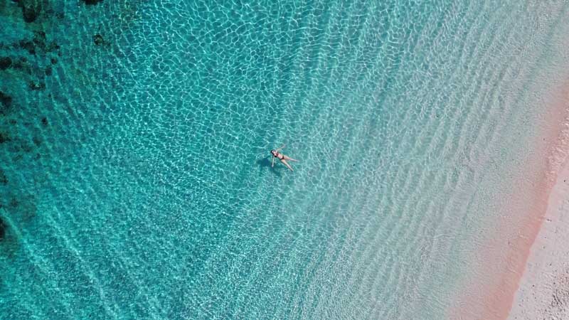 Is-Pink-Beach-worth-visiting-Here's-the-Anwers-Guide-2026-wallpaper