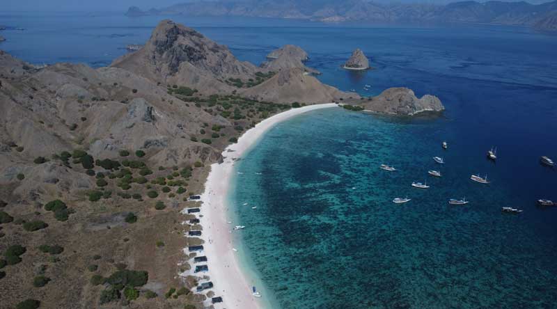 Mana-yang-lebih-baik,-Komodo-atau-Lombok-untuk-Liburan-2026-wallpaper