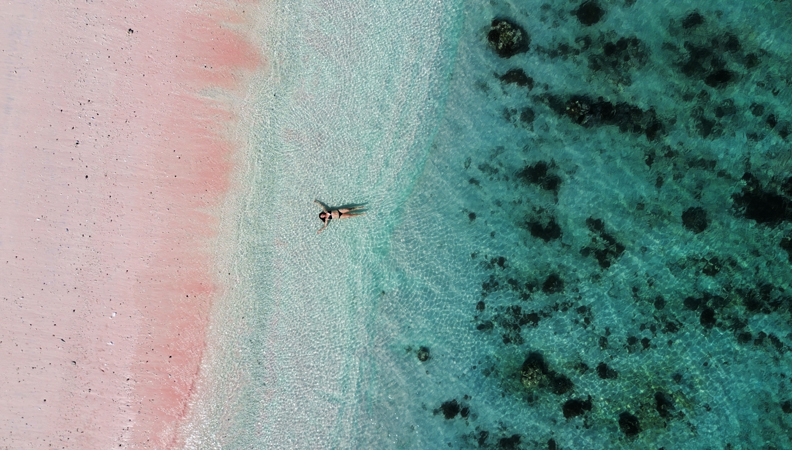 Cara-Mudah-Menuju-Pink-Beach-Labuan-Bajo-dan-Sekitarnya-wallpaper