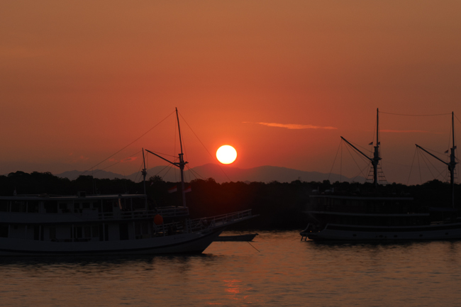 How-to-Get-to-Labuan-Bajo-Beach-Easy-Ways